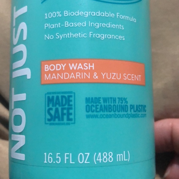 Discontinued Body Wash🤑 - Picture 3 of 5